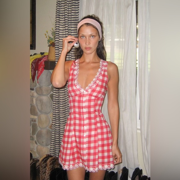 NWT Frankies Bikinis x Bella Hadid Farm Gingham Mini Dress in red - Picture 3 of 11